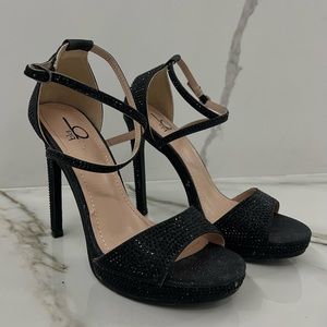 Black glittery heels
